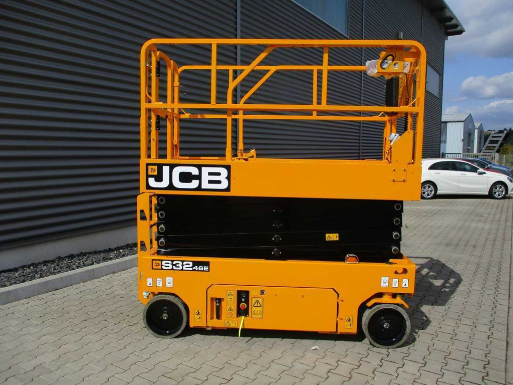 JCB S3246E Scherenbühne // 12m Arbeitshöhe - Ножничный подъемник: фото 2 JCB S3246E Scherenbühne // 12m Arbeitshöhe - Ножничный подъемник: фото 2