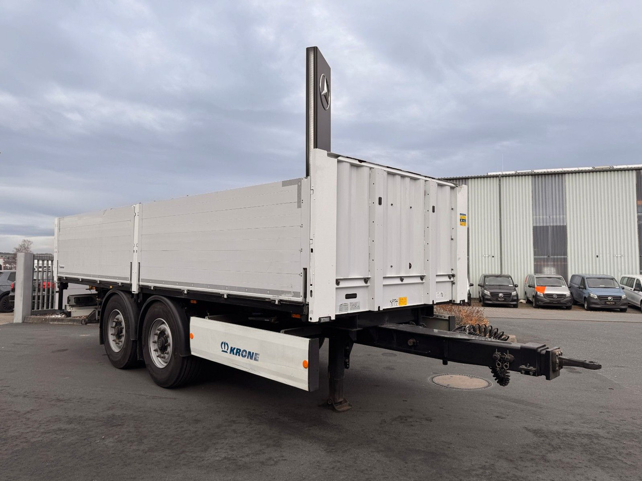 Krone ZZ 6.520mm BPW-Achsen 50er Öse - Прицеп бортовой/ Платформа: фото 4 Krone ZZ 6.520mm BPW-Achsen 50er Öse - Прицеп бортовой/ Платформа: фото 4