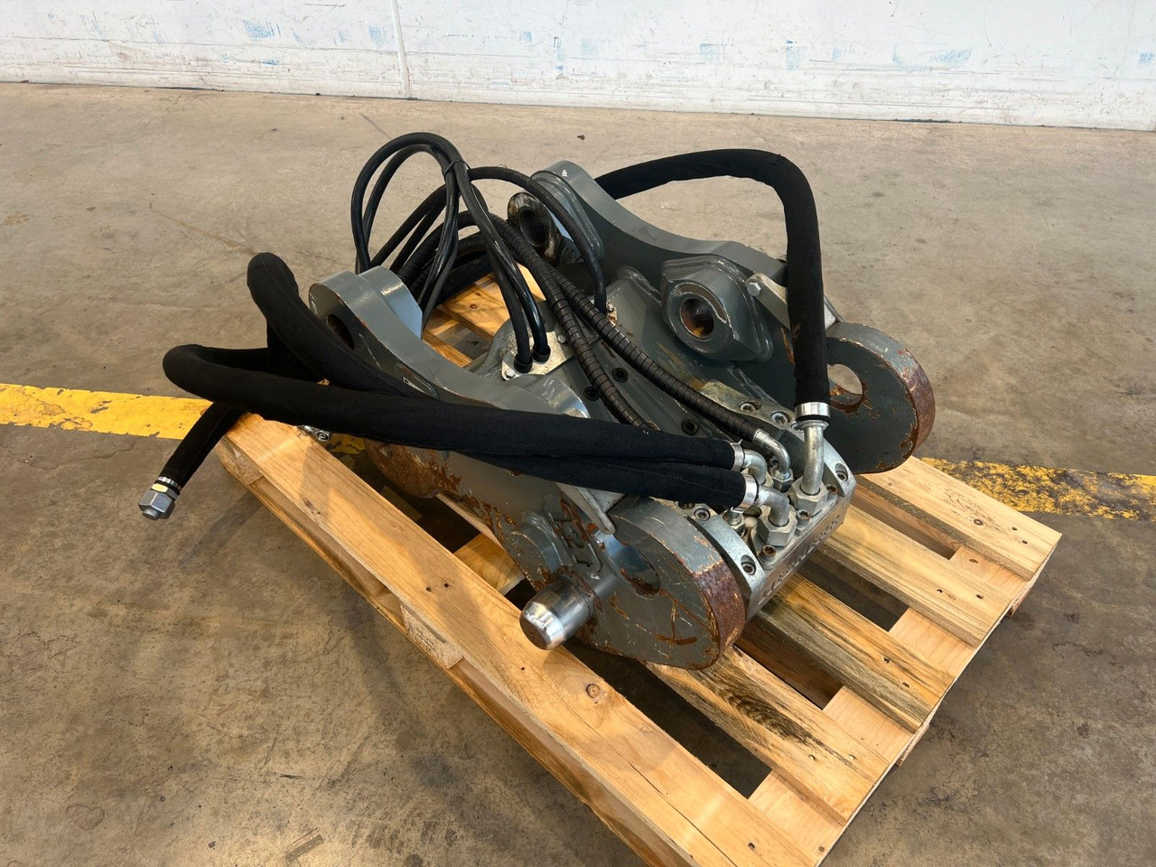 Liebherr SW48 Likufix Schnellwechsler / 2018 - Сцепное устройство: фото 3 Liebherr SW48 Likufix Schnellwechsler / 2018 - Сцепное устройство: фото 3