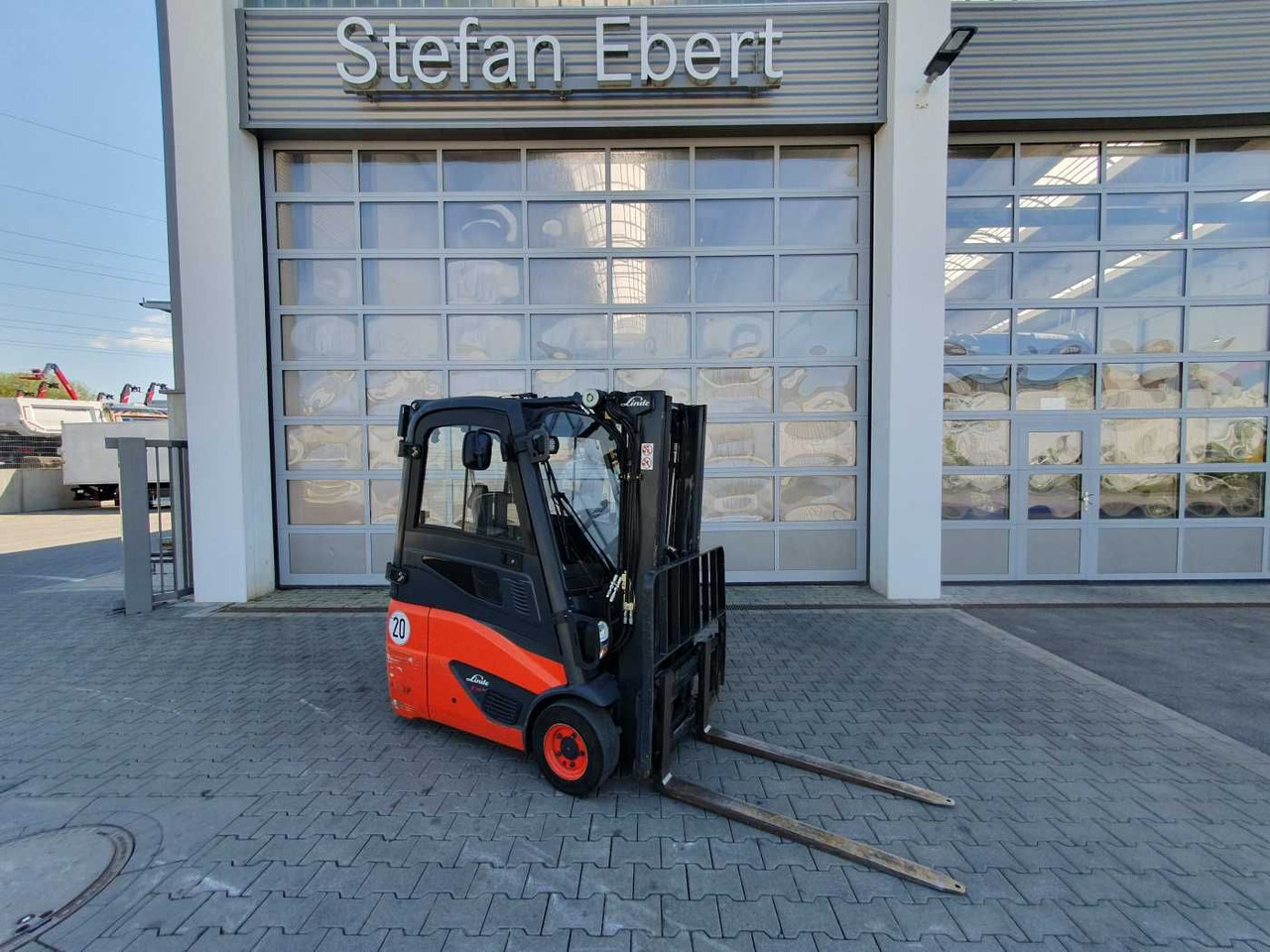Linde E14 - 01 / Triplex: 4.10m! / SS / nur 2.899h! - Электропогрузчик: фото 1 Linde E14 - 01 / Triplex: 4.10m! / SS / nur 2.899h! - Электропогрузчик: фото 1