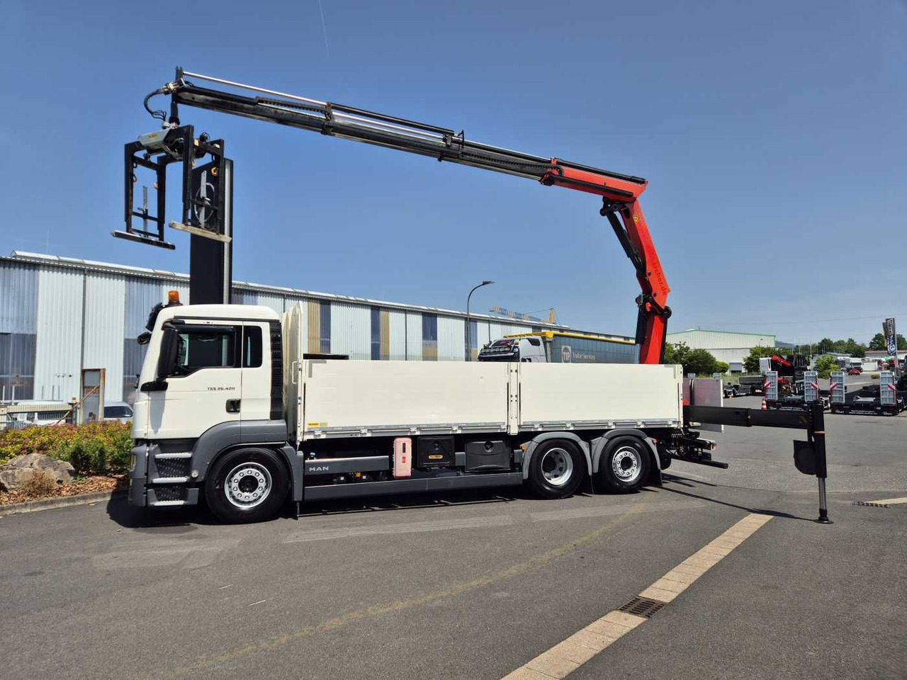 MAN TGS 26.420 6x2-4 LL Palfinger PK 22002-EH B Funk - Грузовик бортовой/ Платформа: фото 4 MAN TGS 26.420 6x2-4 LL Palfinger PK 22002-EH B Funk - Грузовик бортовой/ Платформа: фото 4