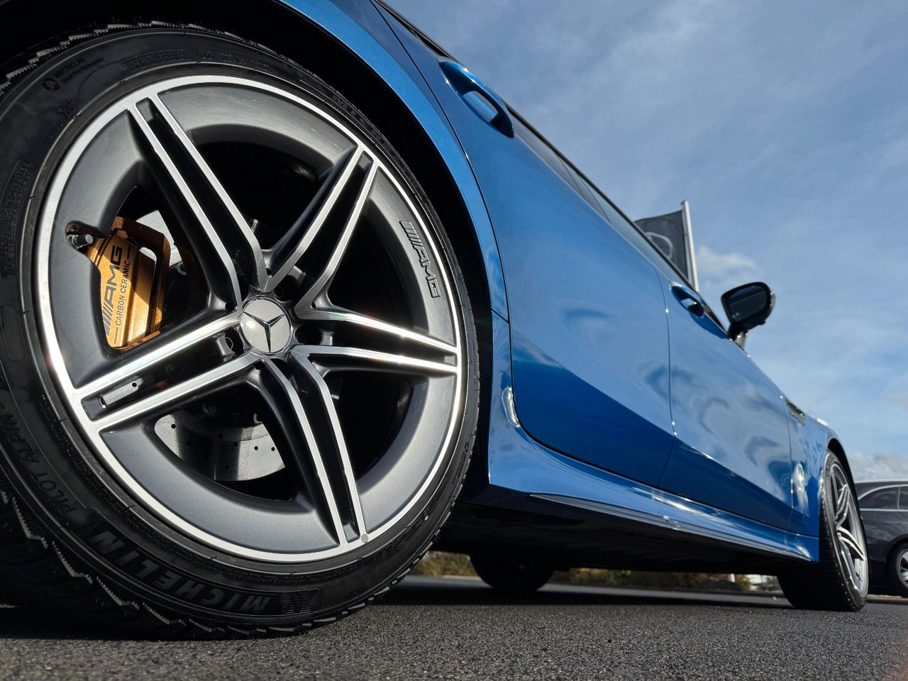 Mercedes-Benz AMG GT 63 S Keramik+AirM+Burm+Distr+SitzKlima - Купе: фото 5 Mercedes-Benz AMG GT 63 S Keramik+AirM+Burm+Distr+SitzKlima - Купе: фото 5