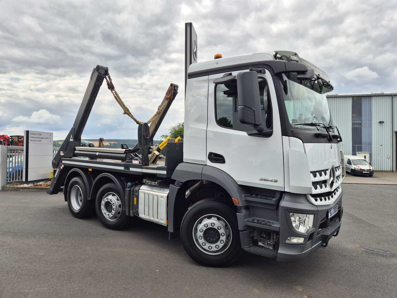Mercedes-Benz Arocs 2643 L 6x2/4 VDL AHK Funk Vorlaufachse - Самосвал: фото 3 Mercedes-Benz Arocs 2643 L 6x2/4 VDL AHK Funk Vorlaufachse - Самосвал: фото 3