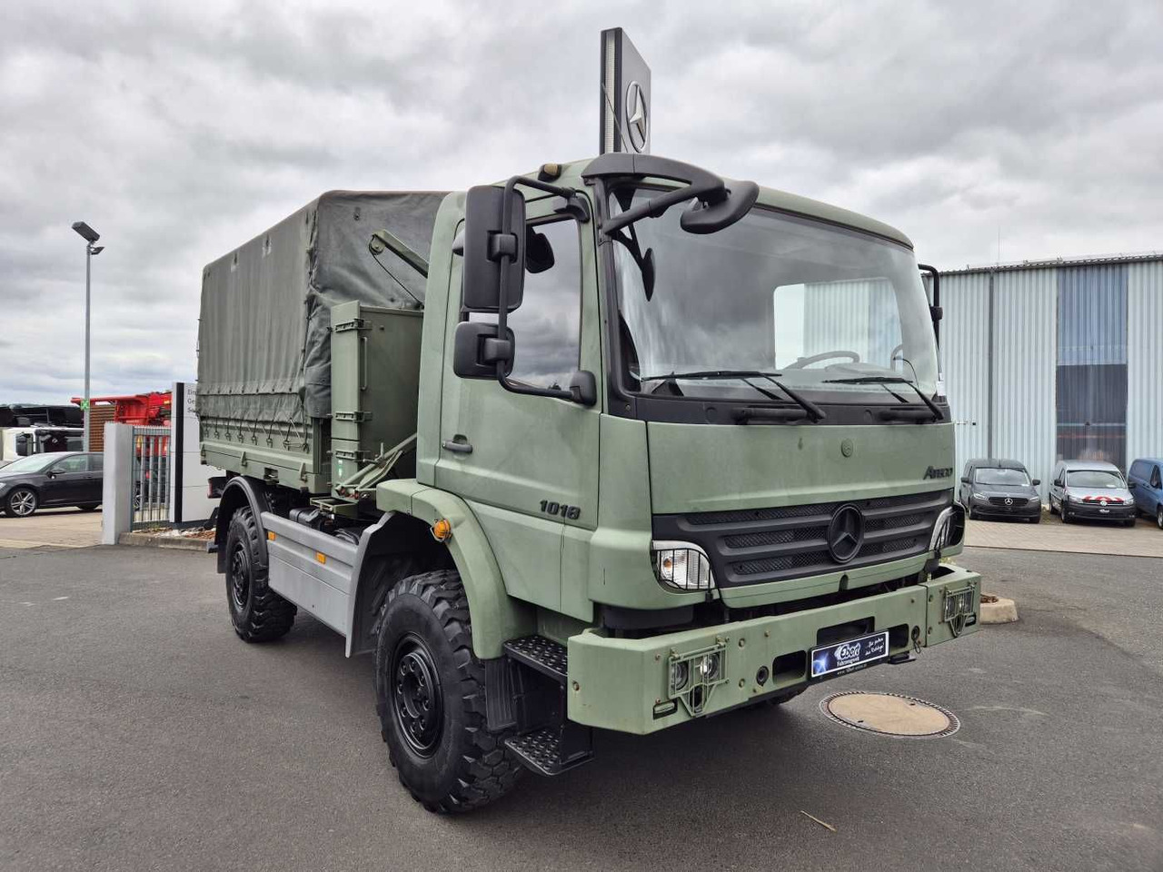 Mercedes-Benz Atego 1018 A 4x4 Singlebereifung 6 Stück vorh. - Грузовик бортовой/ Платформа: фото 3 Mercedes-Benz Atego 1018 A 4x4 Singlebereifung 6 Stück vorh. - Грузовик бортовой/ Платформа: фото 3