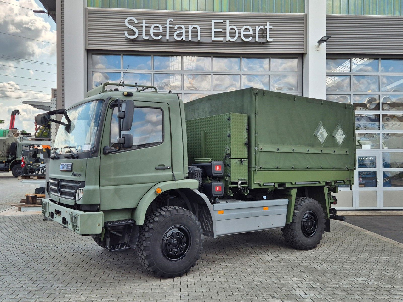 Mercedes-Benz Atego 1018 A 4x4 Singlebereifung 7 Stück vorh. - Тентованный грузовик: фото 4 Mercedes-Benz Atego 1018 A 4x4 Singlebereifung 7 Stück vorh. - Тентованный грузовик: фото 4