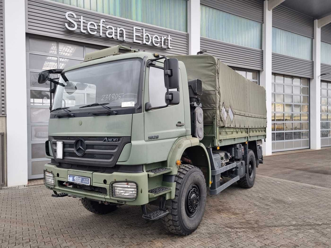 Mercedes-Benz Axor 1829 A 4x4 Pritsche/Plane 10 Stück - Тентованный грузовик: фото 2 Mercedes-Benz Axor 1829 A 4x4 Pritsche/Plane 10 Stück - Тентованный грузовик: фото 2