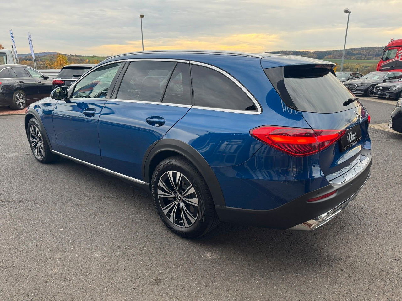 Mercedes-Benz C 200 T All Terrain 4M+Ambiente+360+Augmented - Универсал: фото 3 Mercedes-Benz C 200 T All Terrain 4M+Ambiente+360+Augmented - Универсал: фото 3