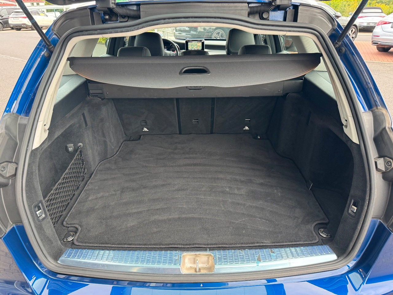 Универсал Mercedes-Benz C 300 T Avantgarde+Ambiente+LED+IHC+SpiegelP: фото 8