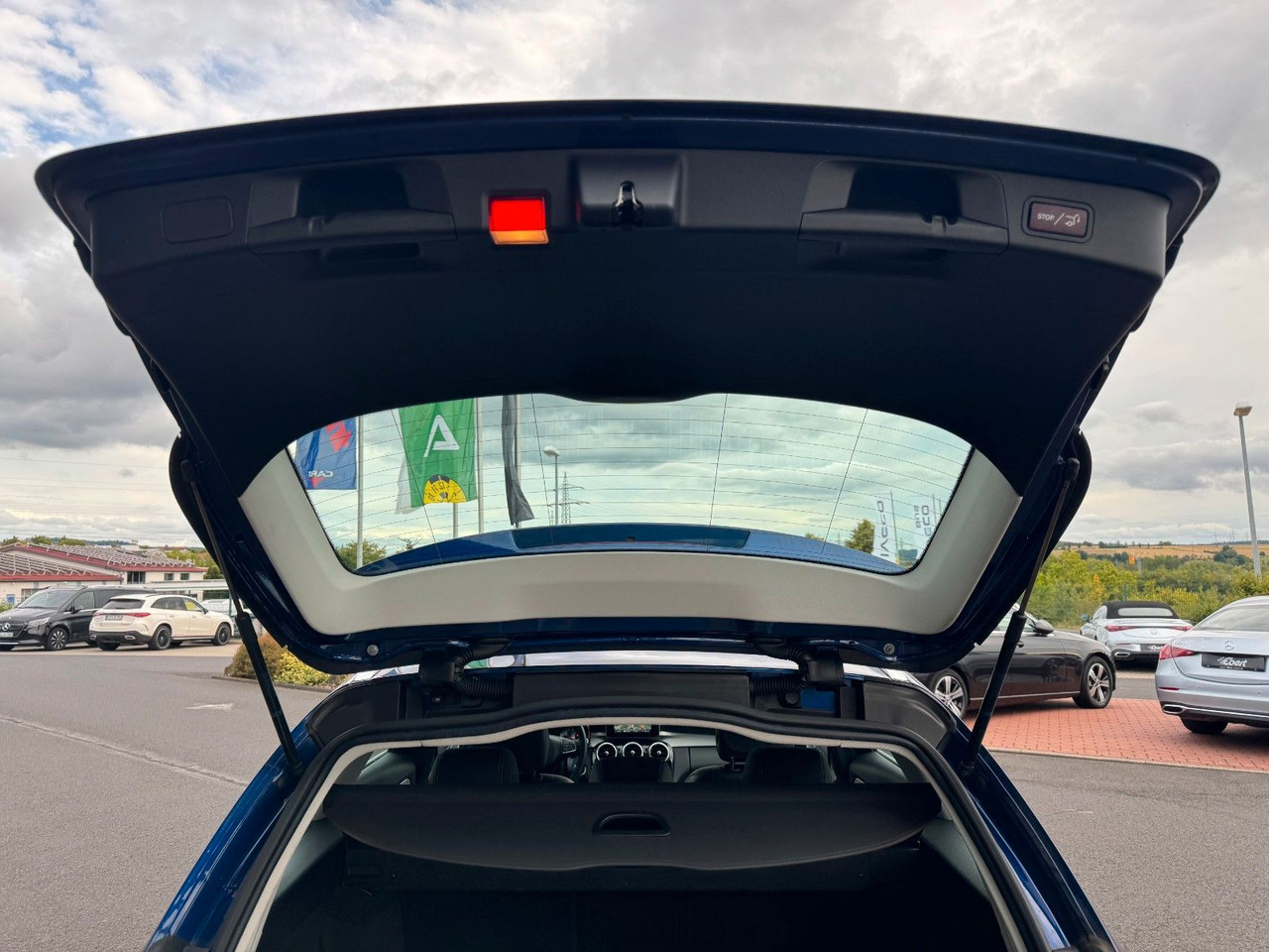 Универсал Mercedes-Benz C 300 T Avantgarde+Ambiente+LED+IHC+SpiegelP: фото 9