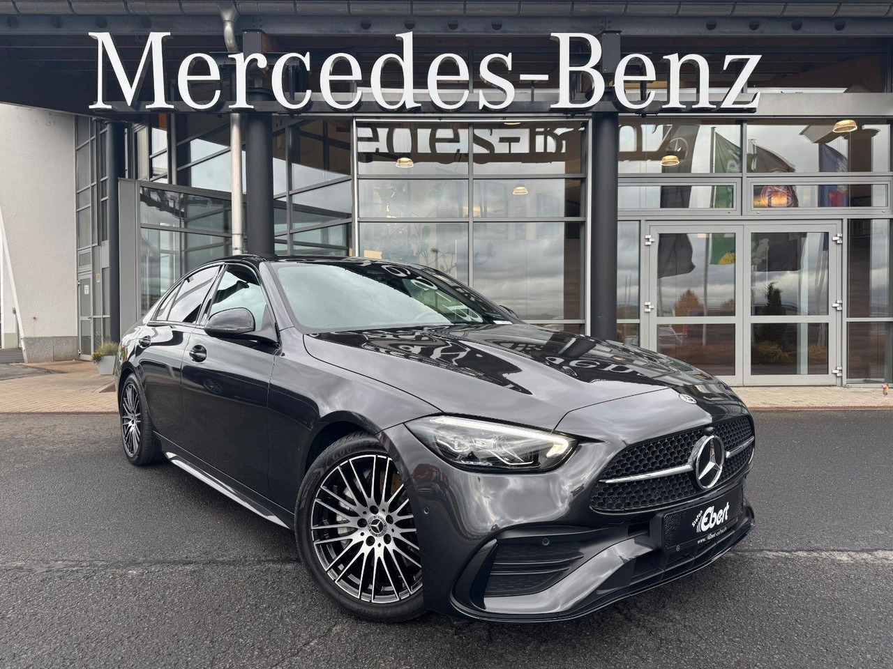 Mercedes-Benz C 300d AMG+AHK+RFK+Ambiente+Night+SportfahrW - Седан: фото 1 Mercedes-Benz C 300d AMG+AHK+RFK+Ambiente+Night+SportfahrW - Седан: фото 1