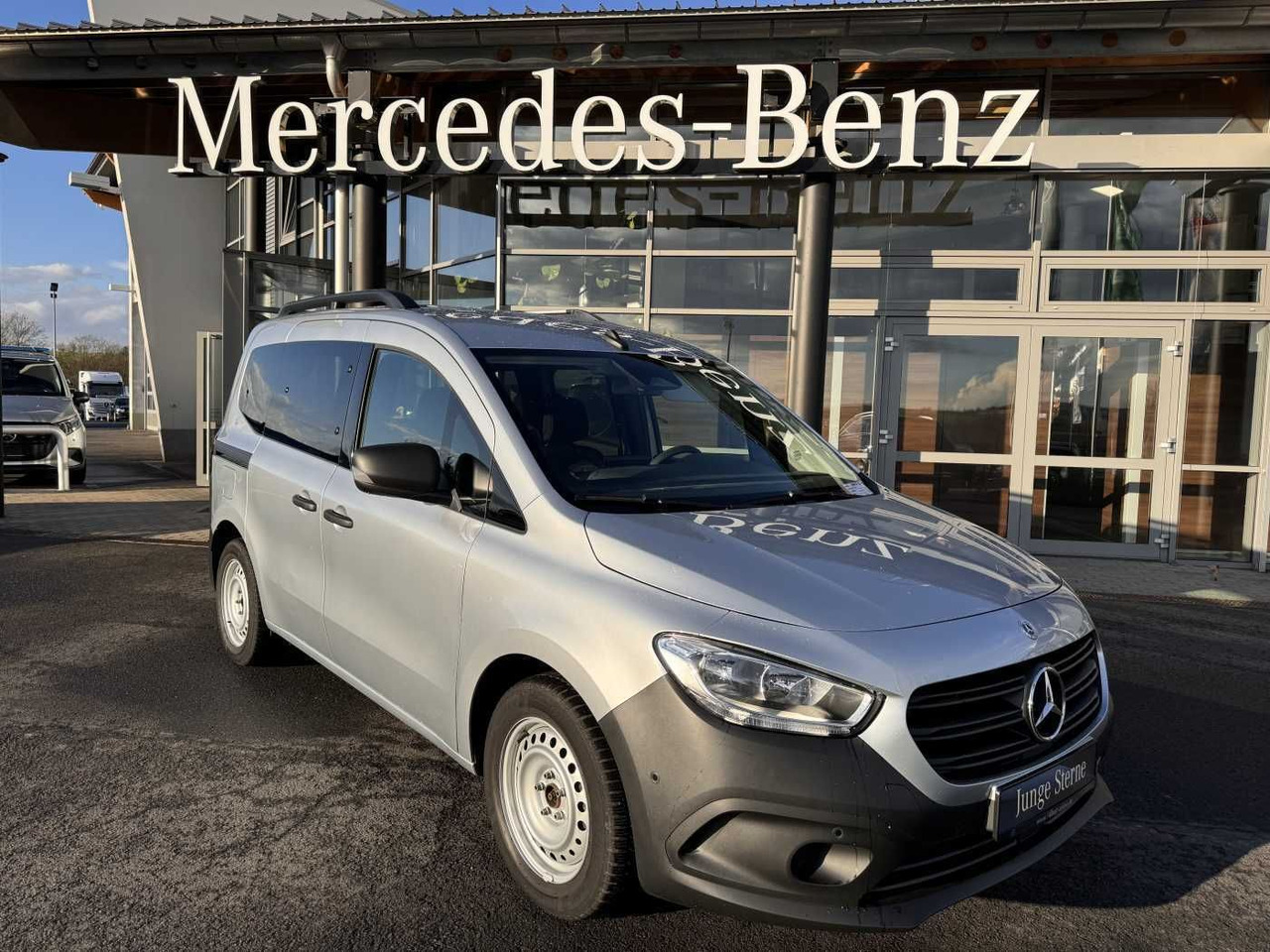 Mercedes-Benz Citan 110 CDI Tourer Klima AHK Kamera MBUX Tempo - Легковой автомобиль: фото 1 Mercedes-Benz Citan 110 CDI Tourer Klima AHK Kamera MBUX Tempo - Легковой автомобиль: фото 1