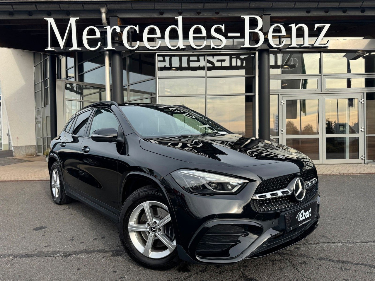 Mercedes-Benz GLA 200 AMG+Pano+Distr+Ambiente+Multibeam+ - Внедорожник: фото 1 Mercedes-Benz GLA 200 AMG+Pano+Distr+Ambiente+Multibeam+ - Внедорожник: фото 1