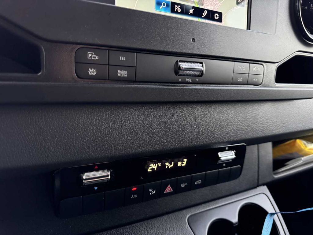 Фургон с закрытым кузовом Mercedes-Benz Sprinter 317 CDI Koffer LBW Klima: фото 12