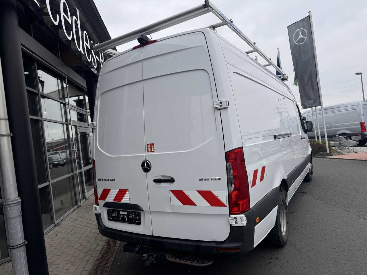 Mercedes-Benz Sprinter 516 CDI Werkstatt/Regal AHK3,5to Klima - Цельнометаллический фургон: фото 4 Mercedes-Benz Sprinter 516 CDI Werkstatt/Regal AHK3,5to Klima - Цельнометаллический фургон: фото 4