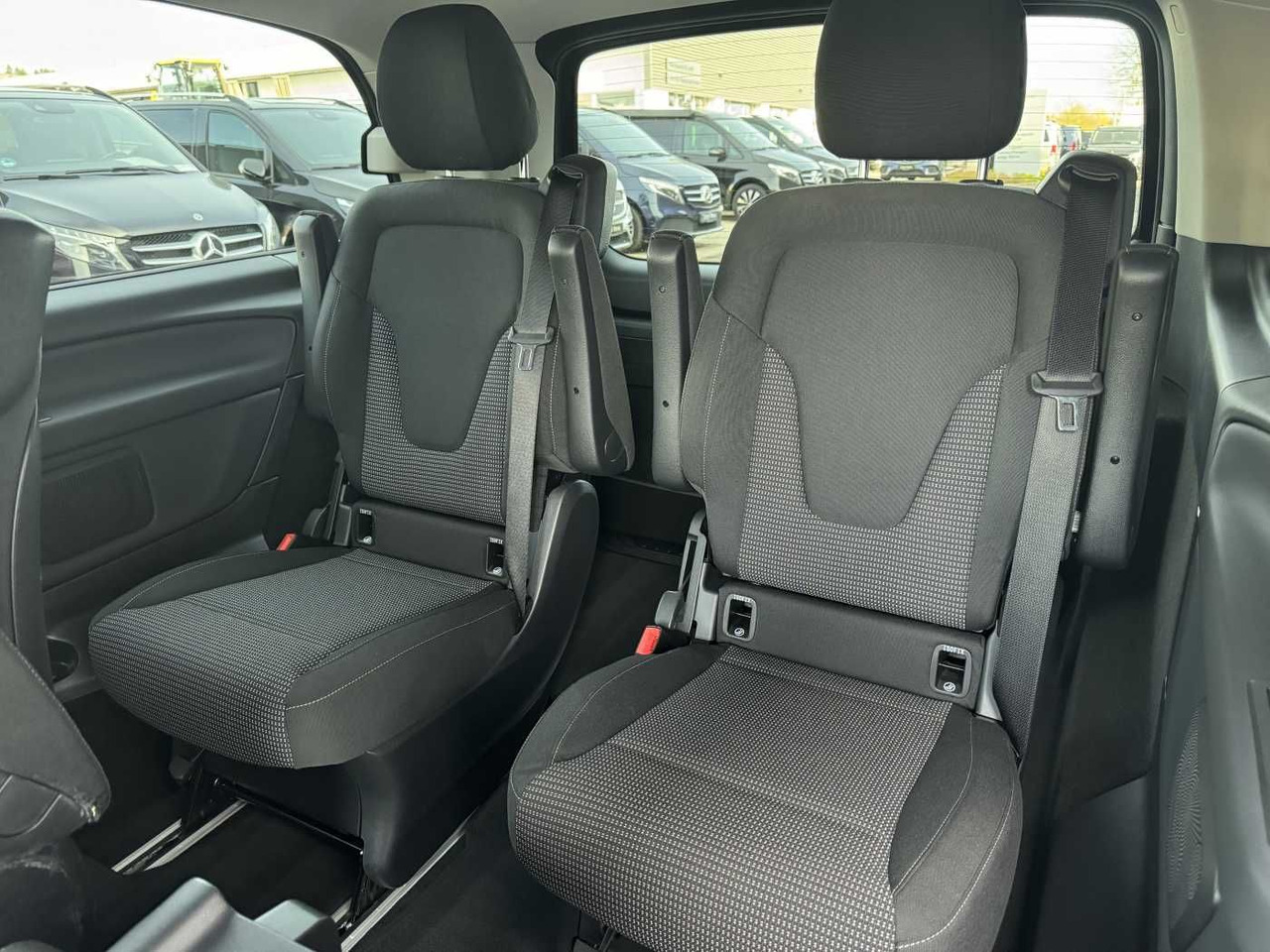 Легковой автомобиль Mercedes-Benz V 220 d EDITION DISTRONIC MBUX Kamera 6Sitze: фото 7