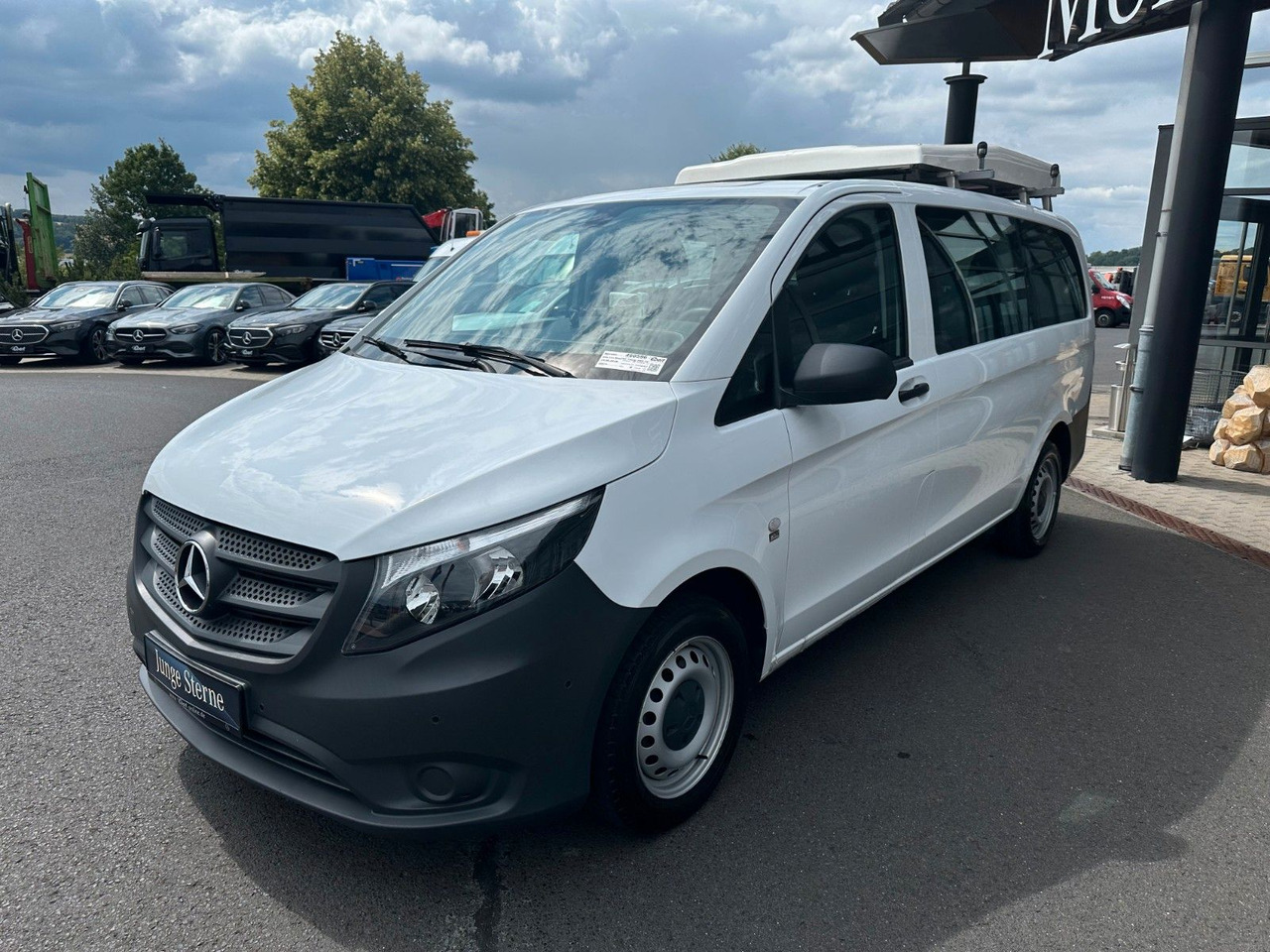 Mercedes-Benz Vito 111 CDI Tourer Begleitfahrzeug BF3+ / WVZ - Цельнометаллический фургон: фото 4 Mercedes-Benz Vito 111 CDI Tourer Begleitfahrzeug BF3+ / WVZ - Цельнометаллический фургон: фото 4