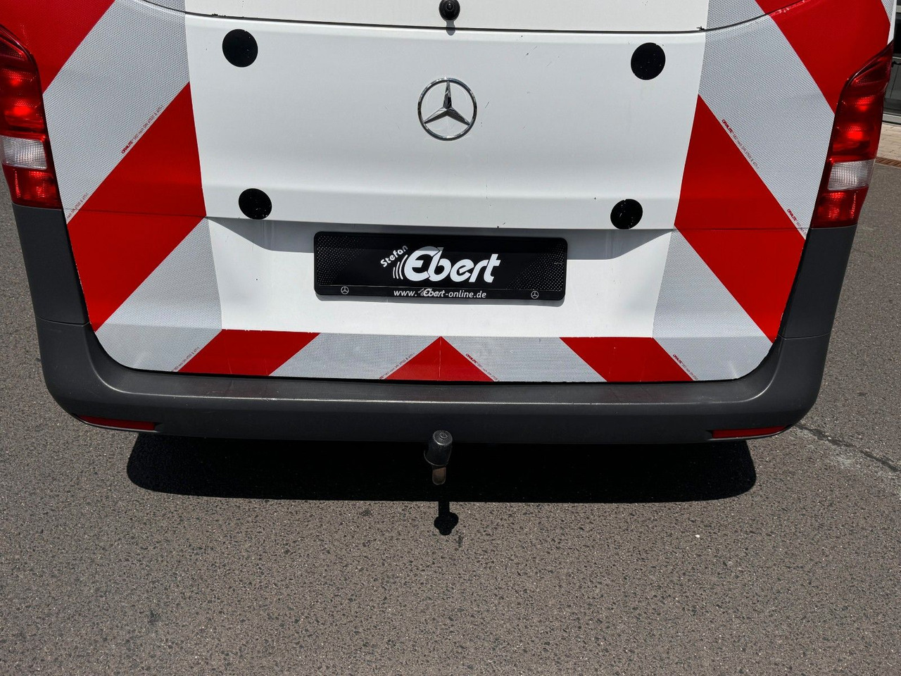 Mercedes-Benz Vito 111 CDI Tourer Begleitfahrzeug BF3+ / WVZ - Цельнометаллический фургон: фото 4 Mercedes-Benz Vito 111 CDI Tourer Begleitfahrzeug BF3+ / WVZ - Цельнометаллический фургон: фото 4