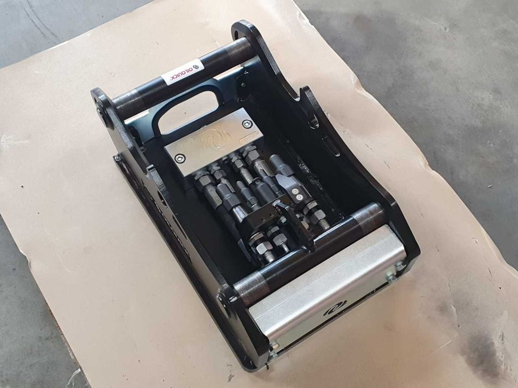 OilQuick OQ45-5 Adapterplatte für Westtech &mehr - Сцепное устройство: фото 2 OilQuick OQ45-5 Adapterplatte für Westtech &mehr - Сцепное устройство: фото 2
