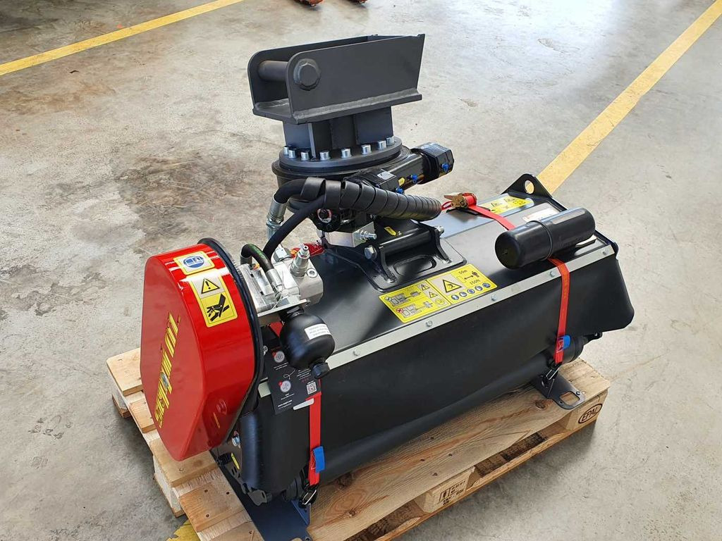 Seppi M. H3 105 /2-5to Mulcher Drehkranz lagernd Seppi M. H3 105 /2-5to Mulcher Drehkranz lagernd - Лесной мульчер: фото 4 Seppi M. H3 105 /2-5to Mulcher Drehkranz lagernd Seppi M. H3 105 /2-5to Mulcher Drehkranz lagernd - Лесной мульчер: фото 4