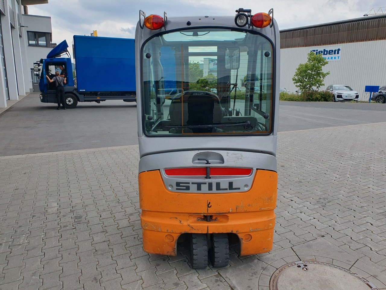 Still RX 20-14 / Triplex: 4,3m / nur 2.328h / SS - Электропогрузчик: фото 4 Still RX 20-14 / Triplex: 4,3m / nur 2.328h / SS - Электропогрузчик: фото 4