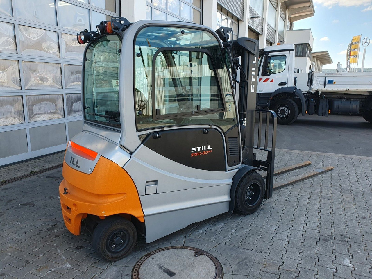 Still RX60-30L/600 - Triplex: 4,6m / nur 1.245h / SS - Электропогрузчик: фото 4 Still RX60-30L/600 - Triplex: 4,6m / nur 1.245h / SS - Электропогрузчик: фото 4