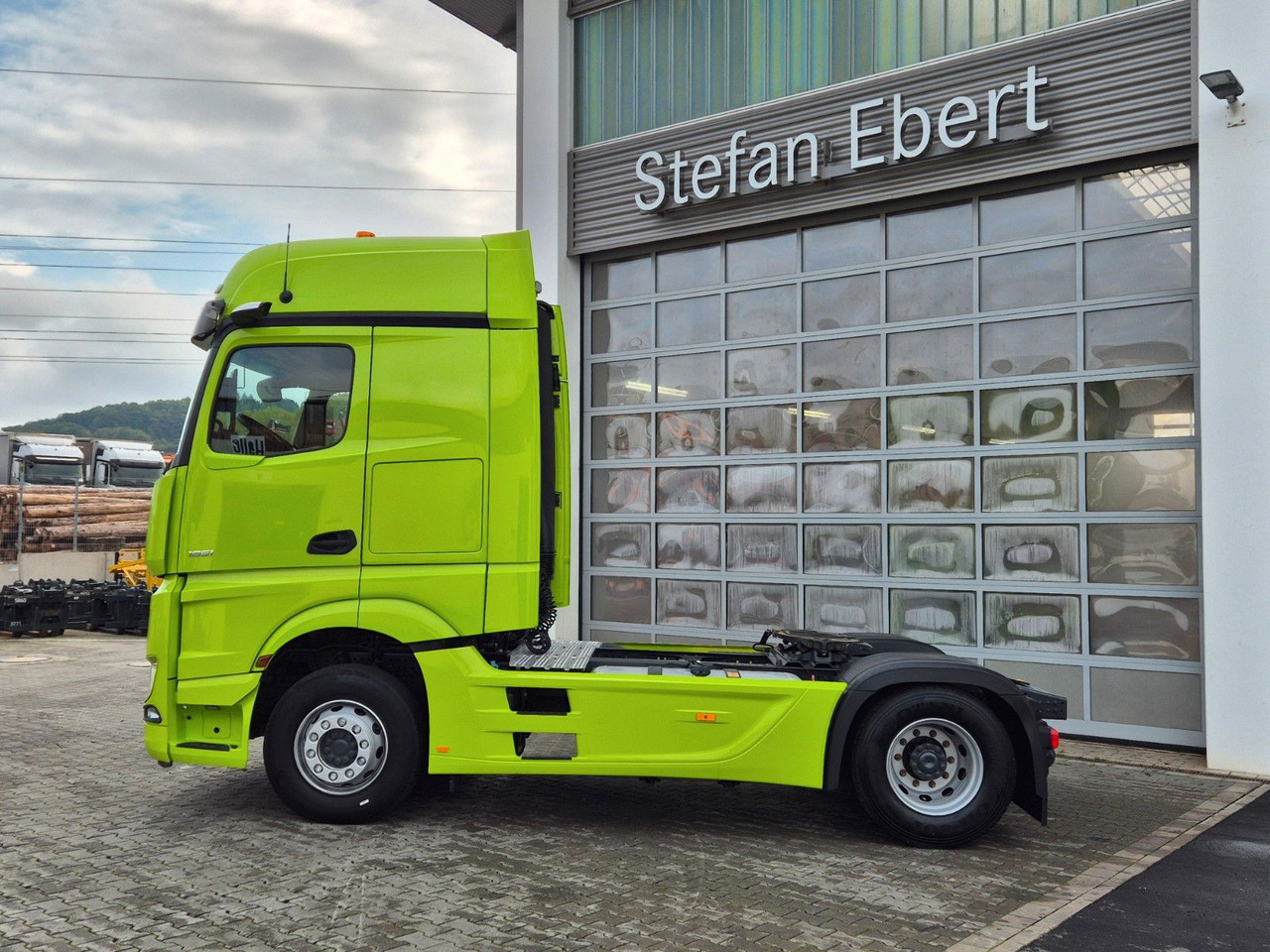 Mercedes-Benz Actros 1851 LS Öl-Retarder Standklima Mirror Big - Тягач: фото 5 Mercedes-Benz Actros 1851 LS Öl-Retarder Standklima Mirror Big - Тягач: фото 5