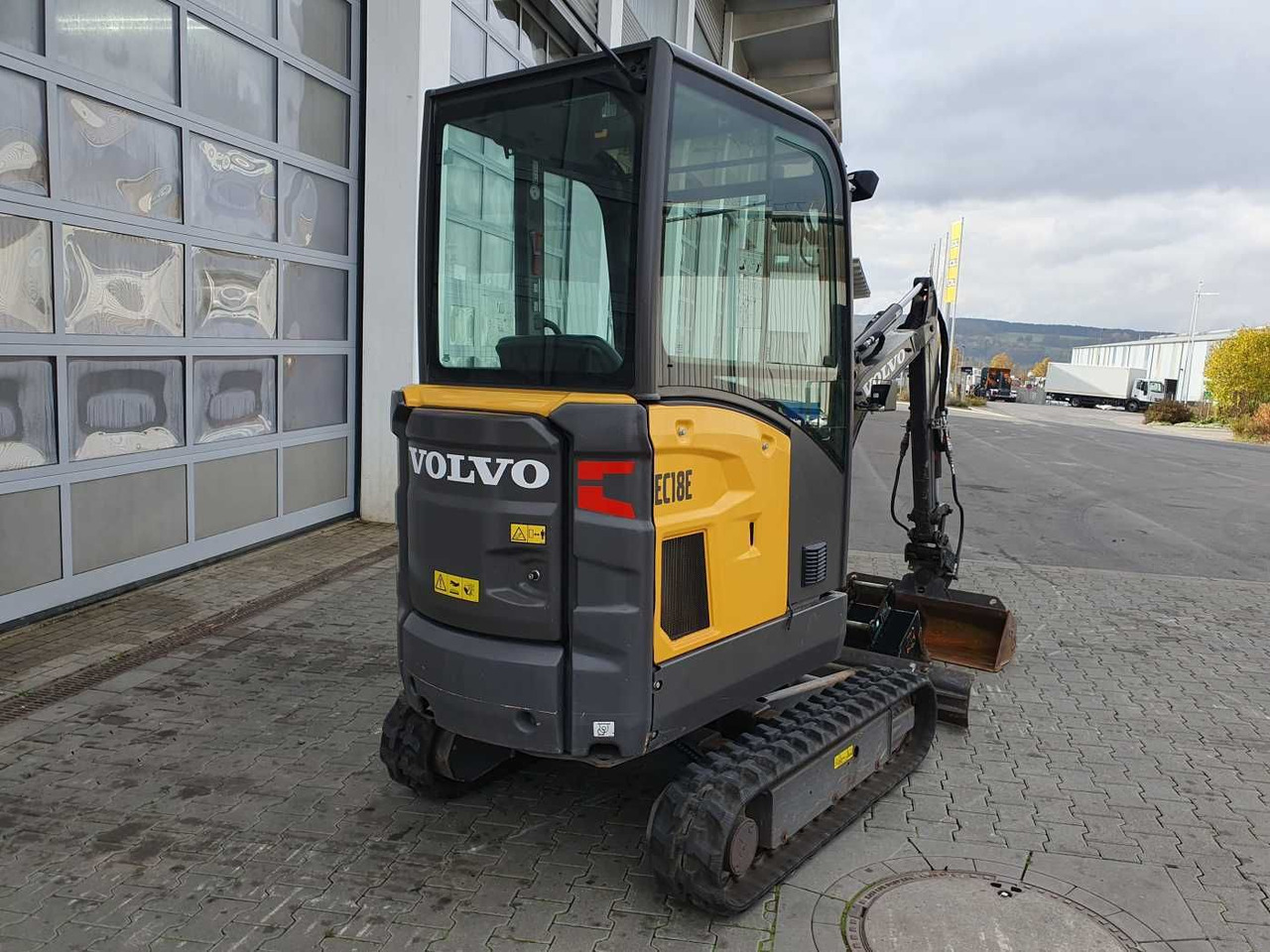 Volvo EC18E / nur 415h! / MS01 / 2021 / inkl 2x Löffel - Мини-экскаватор: фото 3 Volvo EC18E / nur 415h! / MS01 / 2021 / inkl 2x Löffel - Мини-экскаватор: фото 3