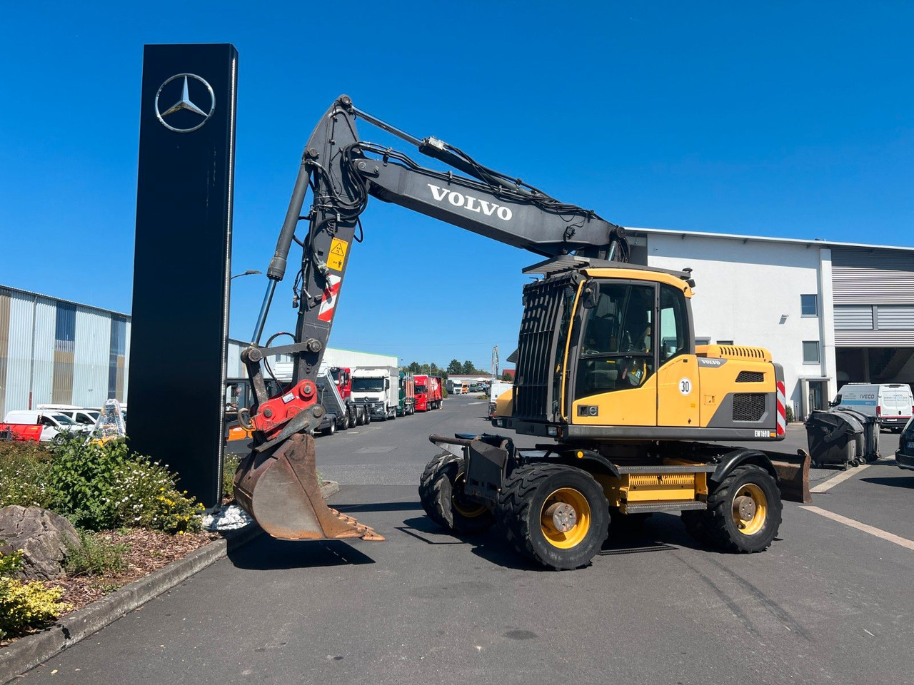 Volvo EW160D / 2014 / 1xTieflöffel / Forstschutzgitter - Колёсный экскаватор: фото 1 Volvo EW160D / 2014 / 1xTieflöffel / Forstschutzgitter - Колёсный экскаватор: фото 1