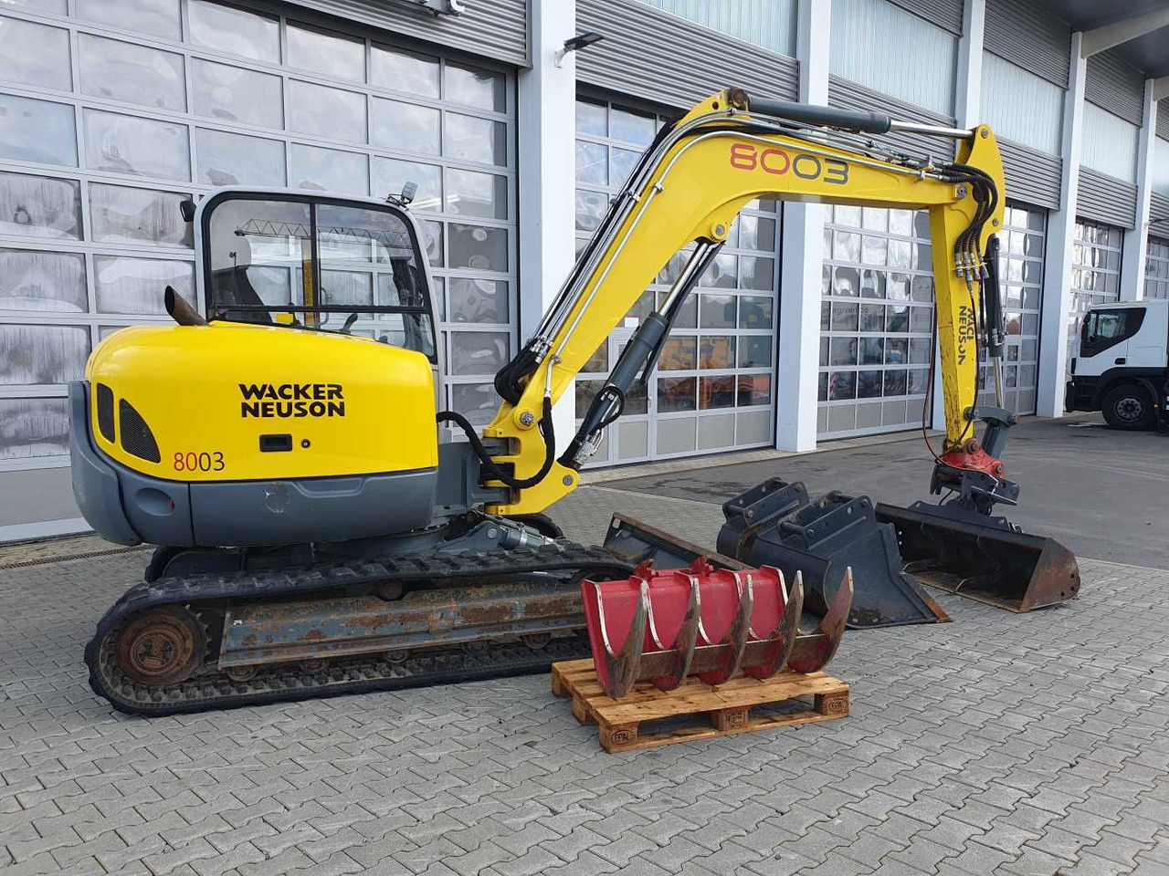 Wacker 8003 / MS08 / nur 4.035h / 2014 / Löffelpaket - Мини-экскаватор: фото 3 Wacker 8003 / MS08 / nur 4.035h / 2014 / Löffelpaket - Мини-экскаватор: фото 3