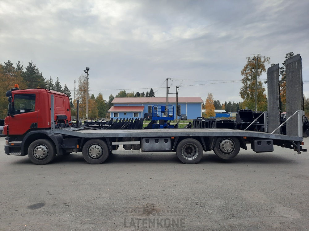 Scania P380 8x2 koneenkuljetusauto - Автовоз: фото 5 Scania P380 8x2 koneenkuljetusauto - Автовоз: фото 5