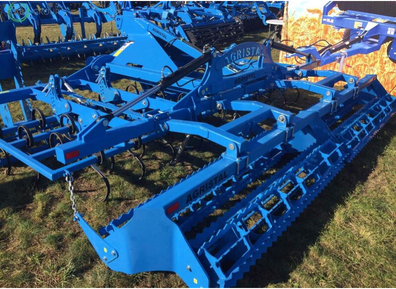 AGRISTAL Hydraulically folding seedbed cultivator/ - Культиватор: фото 3 AGRISTAL Hydraulically folding seedbed cultivator/ - Культиватор: фото 3