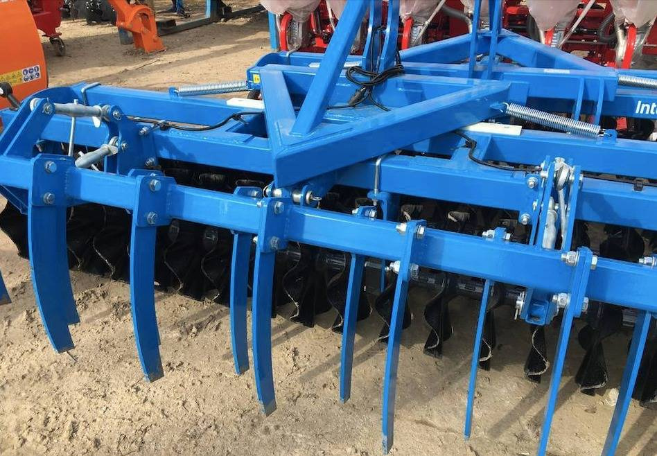 Inter-Tech front disc cultivator 2.5 m with flat bar drag BAP01 - ON STOCK - Дисковая борона: фото 5 Inter-Tech front disc cultivator 2.5 m with flat bar drag BAP01 - ON STOCK - Дисковая борона: фото 5