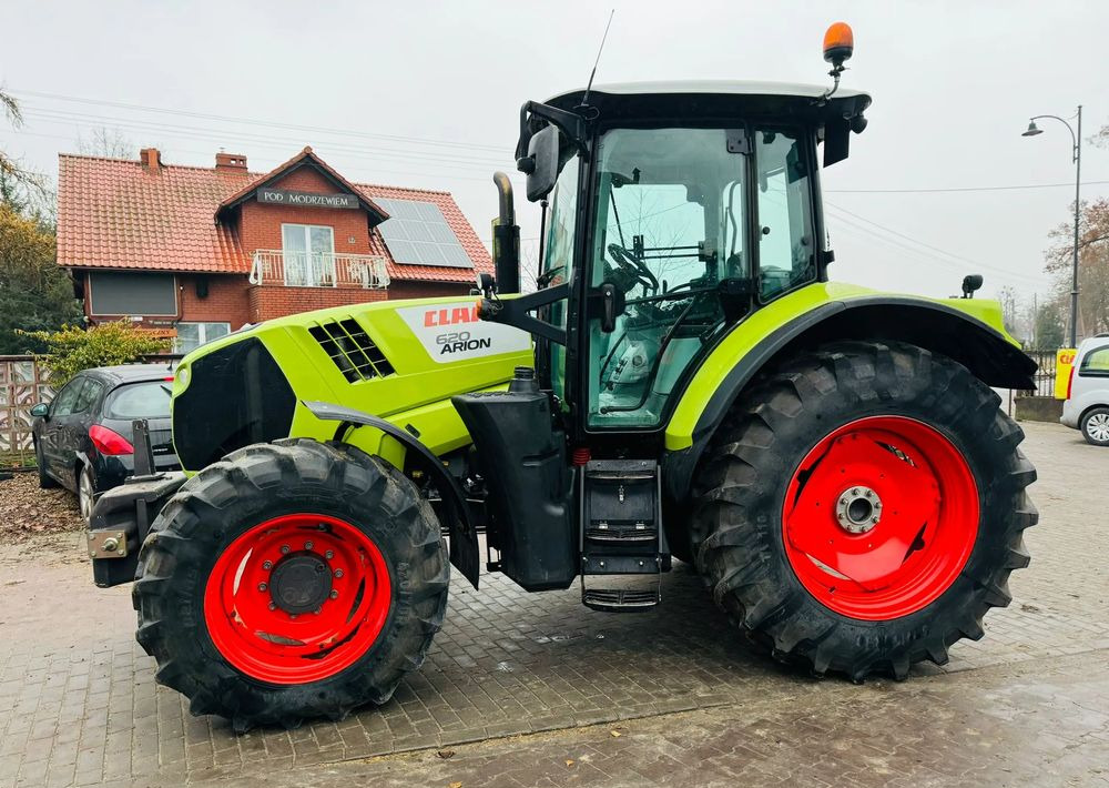 Claas Arion 620 - Трактор: фото 3 Claas Arion 620 - Трактор: фото 3