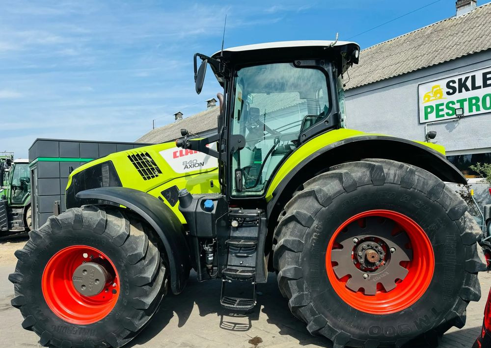 Claas Axion 840 - Трактор: фото 3 Claas Axion 840 - Трактор: фото 3