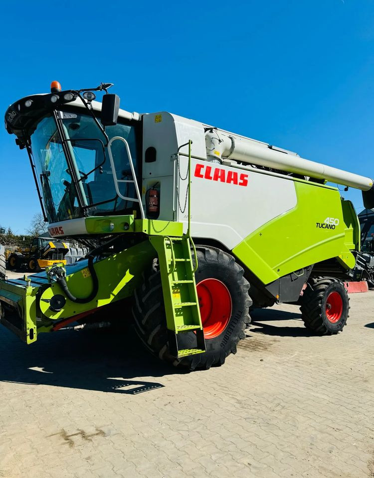 Claas Tucano 450 - Зерноуборочный комбайн: фото 3 Claas Tucano 450 - Зерноуборочный комбайн: фото 3
