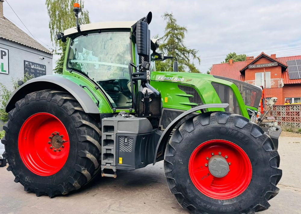 Fendt 828 Vario Profi Plus - Трактор: фото 5 Fendt 828 Vario Profi Plus - Трактор: фото 5
