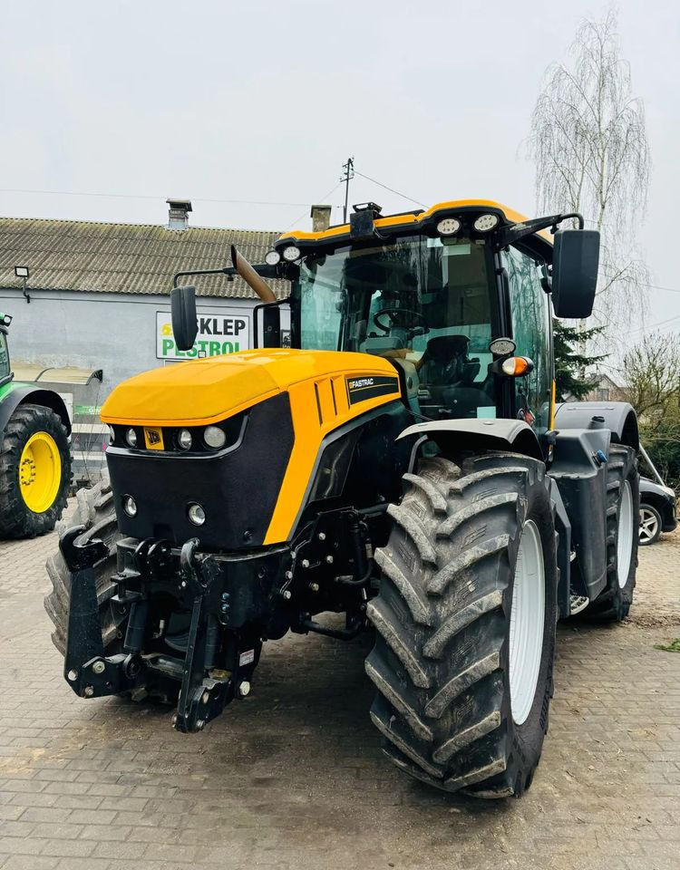 JCB FASTRAC 4220 - Трактор: фото 1 JCB FASTRAC 4220 - Трактор: фото 1
