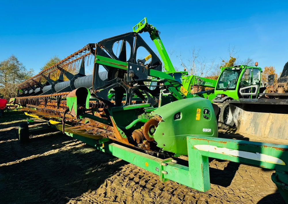 John Deere 630R - Жатка зерновая: фото 1 John Deere 630R - Жатка зерновая: фото 1