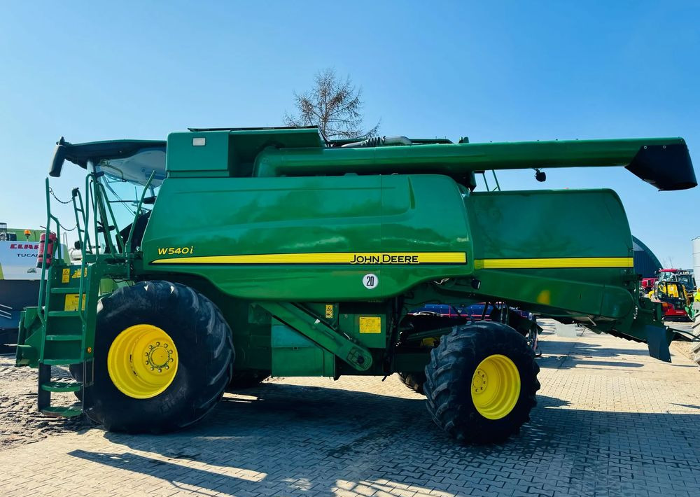 John Deere W540i - Зерноуборочный комбайн: фото 2 John Deere W540i - Зерноуборочный комбайн: фото 2