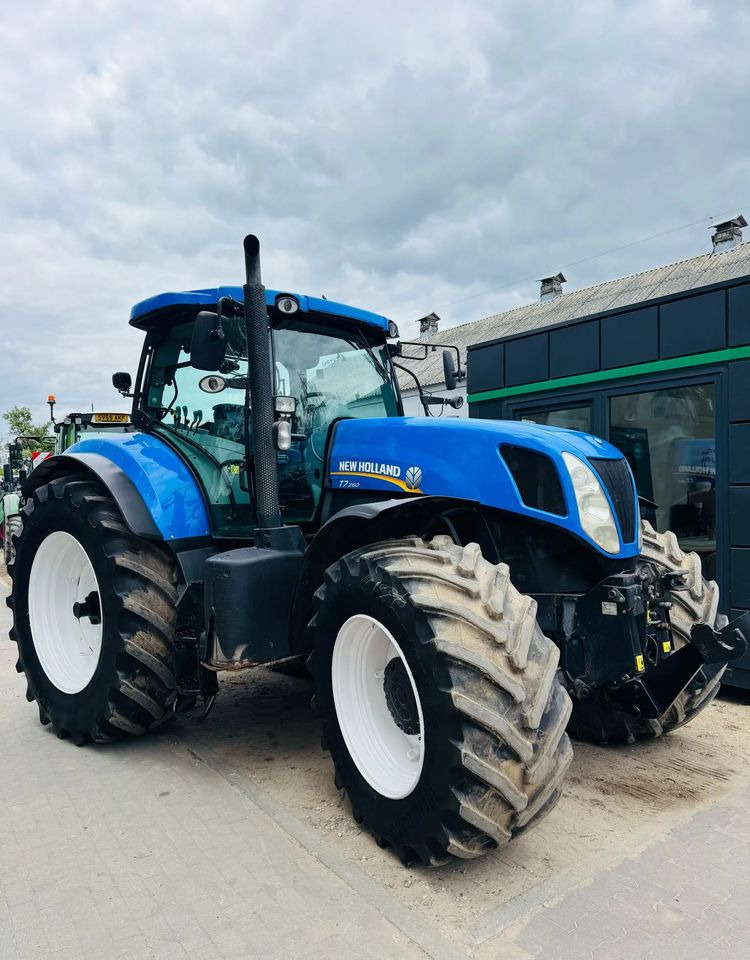 New Holland T7.260 Powercommand - Трактор: фото 4 New Holland T7.260 Powercommand - Трактор: фото 4
