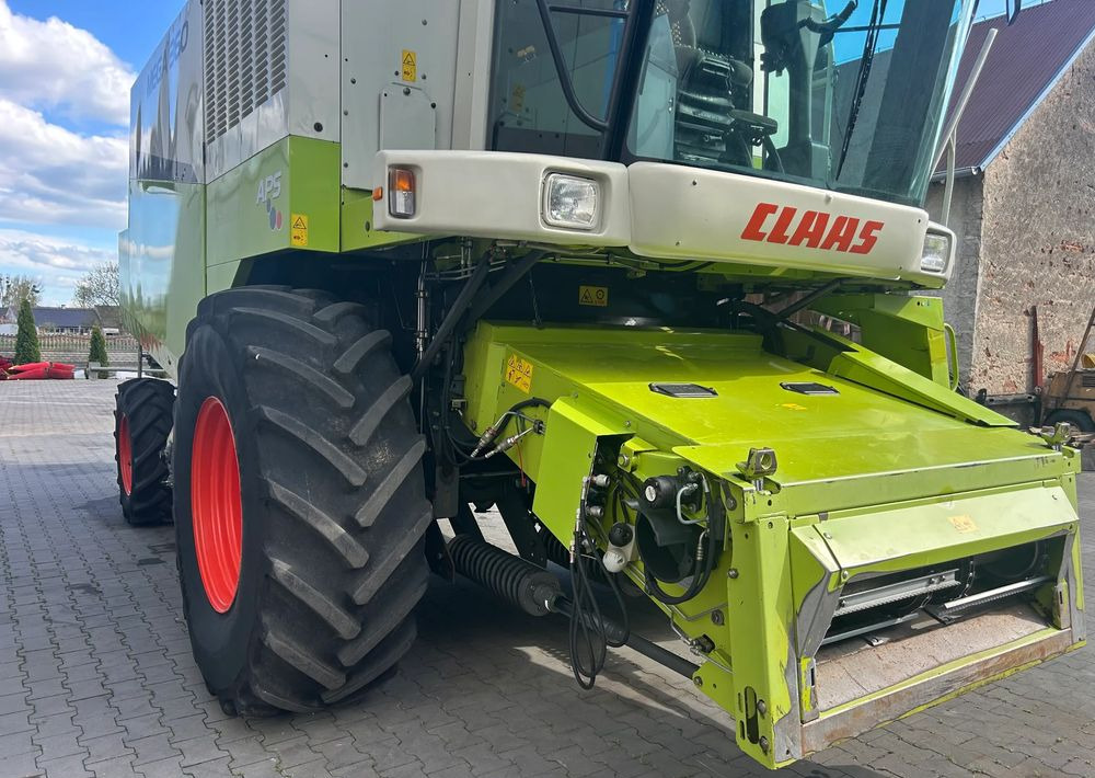 Claas Mega 360 - Зерноуборочный комбайн: фото 4 Claas Mega 360 - Зерноуборочный комбайн: фото 4