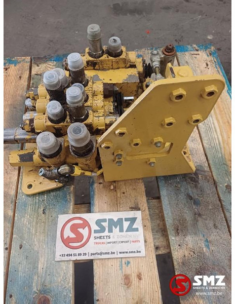 Caterpillar Occ hydraulische kleppengroep D6M Caterpillar - Гидравлика: фото 2 Caterpillar Occ hydraulische kleppengroep D6M Caterpillar - Гидравлика: фото 2