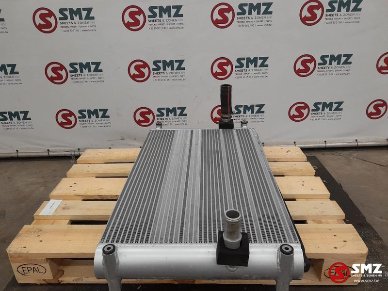 Caterpillar Radiator + hydraulic oil cooler Caterpillar - Радиатор для Погрузочно-разгрузочной техники: фото 4 Caterpillar Radiator + hydraulic oil cooler Caterpillar - Радиатор для Погрузочно-разгрузочной техники: фото 4