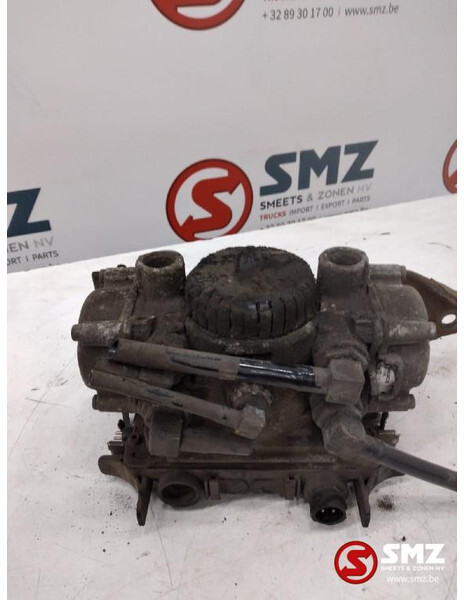 DAF Occ EBS modulator DAF XF95 1607917 4801040010 - Блок управления для Грузовиков: фото 1 DAF Occ EBS modulator DAF XF95 1607917 4801040010 - Блок управления для Грузовиков: фото 1