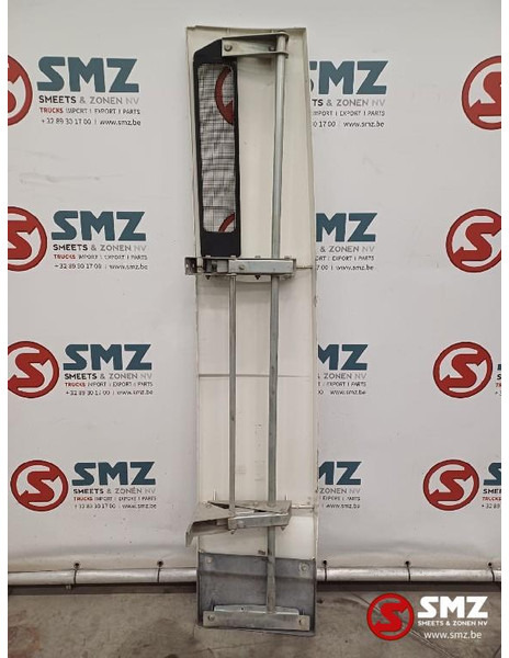 DAF Occ cabinespoiler rechts DAF - Аэродинамика/ Спойлеры для Грузовиков: фото 2 DAF Occ cabinespoiler rechts DAF - Аэродинамика/ Спойлеры для Грузовиков: фото 2