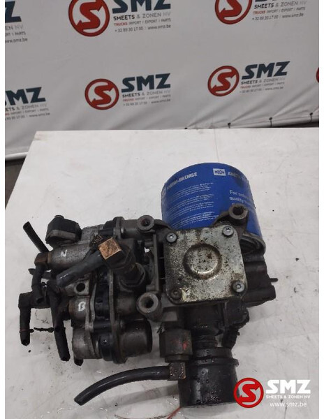 DAF Occ luchtdroger + vacuümregelklep DAF XF95 K116874 - Блок управления для Грузовиков: фото 1 DAF Occ luchtdroger + vacuümregelklep DAF XF95 K116874 - Блок управления для Грузовиков: фото 1