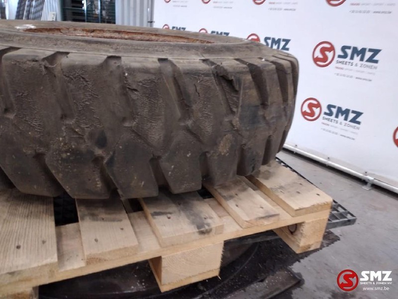 Diversen Occ band 12.00R20 - Шина для Грузовиков: фото 2 Diversen Occ band 12.00R20 - Шина для Грузовиков: фото 2