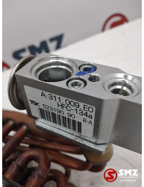 Iveco Occ airco condensor Iveco 504154616 - Система охлаждения для Грузовиков: фото 3 Iveco Occ airco condensor Iveco 504154616 - Система охлаждения для Грузовиков: фото 3