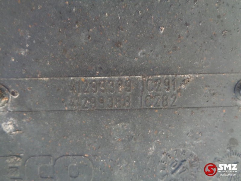 Iveco Occ spatbord rechts iveco stralis - Крыло для Грузовиков: фото 4 Iveco Occ spatbord rechts iveco stralis - Крыло для Грузовиков: фото 4