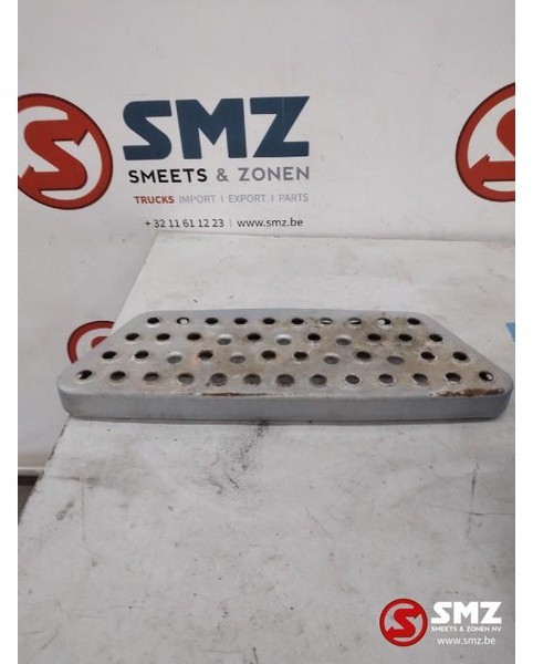 MAN Occ Trede boven lang - Боковая подножка для Грузовиков: фото 1 MAN Occ Trede boven lang - Боковая подножка для Грузовиков: фото 1